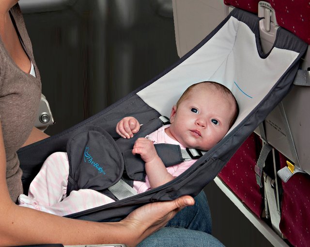 Flyebaby-Airplane-Baby-Seat